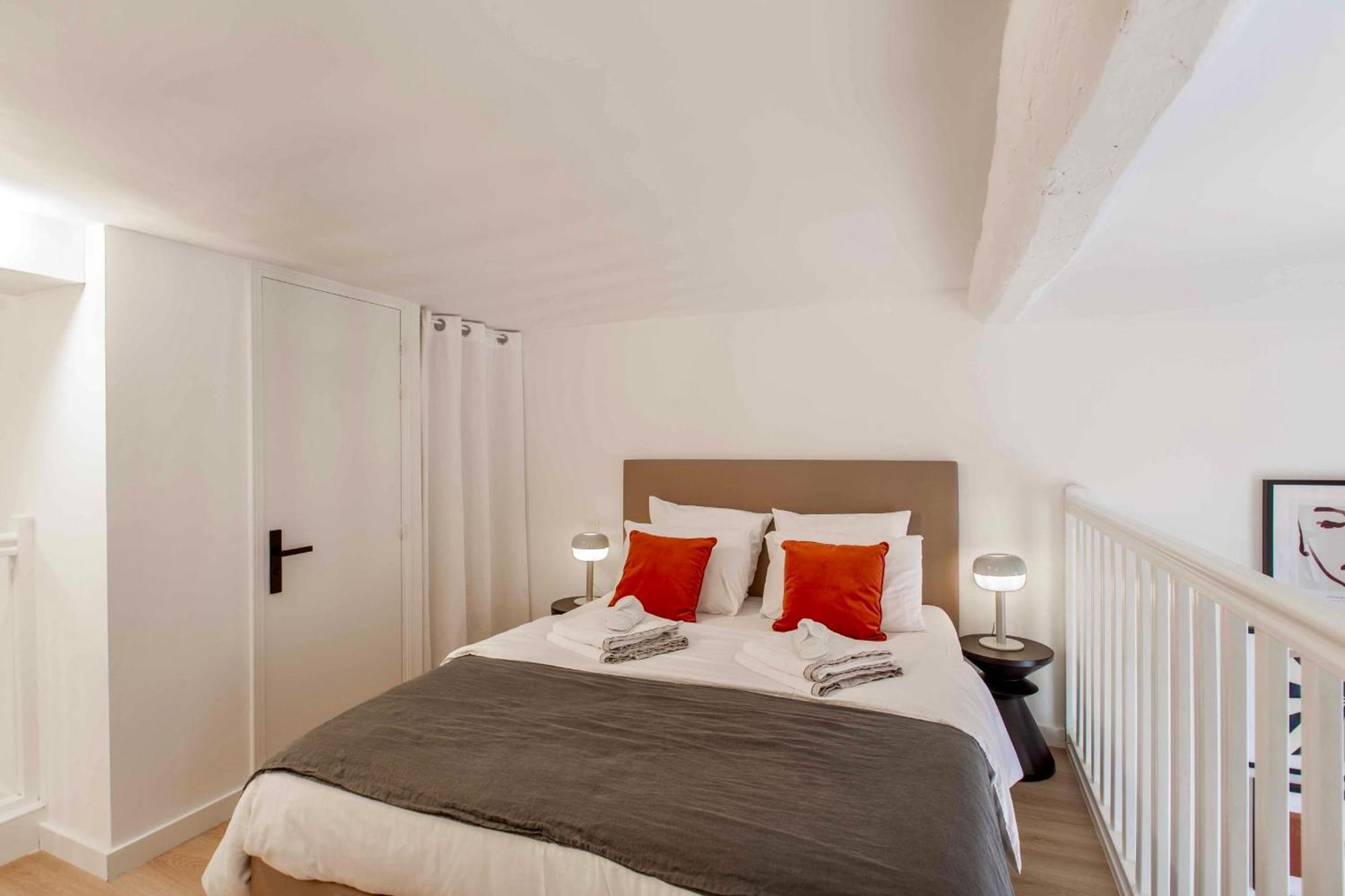 Suede Promenade Duplex Apartment At 1 Min From The Sea 2 Bathrooms Ница Екстериор снимка
